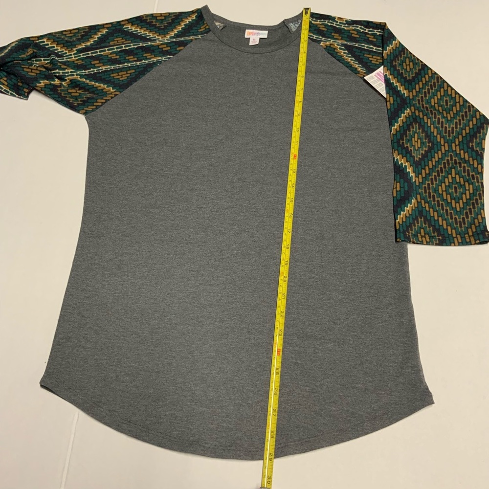 Lularoe Randy Top Size Medium - Picture 5 of 6